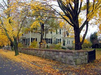 Delano Homestead Bed & Breakfast