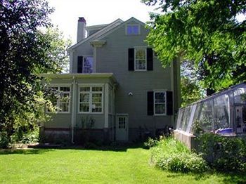 Delano Homestead Bed & Breakfast Fairhaven